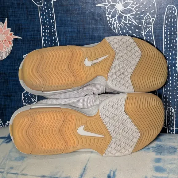 Nike LeBron Witness 8 EP Basketball Shoes Light Iron Ore Men's Size 7.5 - Picture 15 of 15